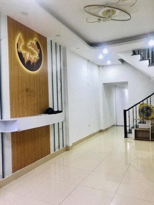 bán nhà phố trương định 50m2 ô tô đỗ cửa - kinh doanh, 3 tầng, mặt tiền 4m chỉ 6,85 tỷ