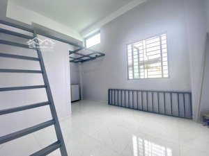 căn hộ mới xây có gác điều hoà nóng lạnh gần đh duy tân sư phạm cđ fpt y dược 25m2 chỉ 3 tr