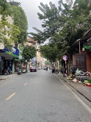 bán nhà thang máy full nội thất khu hoàng như tiếp gần trường gia thụy long biên