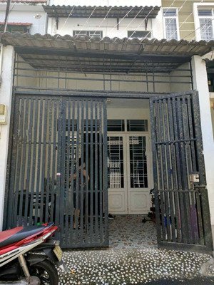 hxh ngay chợ an nhơn chỉ 80tr/m2 nhà chủ ở lâu năm 68,1m2 chỉ 5,5 tỷ