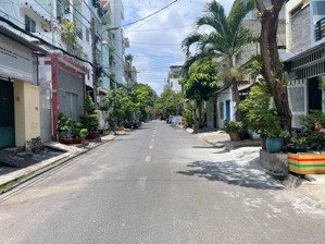 hẻm ô tô dương quảng hàm- ngay emart- 60m2-5 tầng.