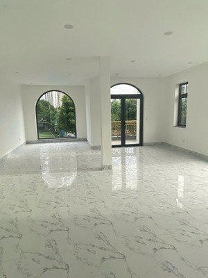 bán nhà mặt tiền lương định của, 152m2, hầm 4 tầng, 63 tỷ, đang cho thuê 90 triệu/ tháng