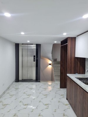 bán nhà thái hà, ô tô, thang máy, 6 tầng, giá 10.3 tỷ