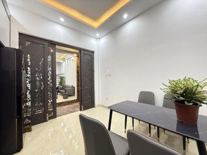 bán nhà trong ngõ phố hoàng sâm
