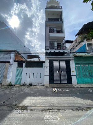 bán nhà trung tâm bàn cờ nha trang- giá 8,5 tỷ- đường hoàn kiếm