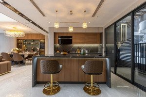 e có quỹ căn bán giá tốt 4pn tại chung cư cao cấp sunshine center. lh: 