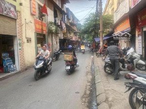 bán nhà riêng mặt phố trần quý cáp 18.7m 3 tầng sẵn sổ đỏ giao dịch