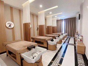 bán nhà mặt tiền âu cơ, dt: 4.5x25, 4 tầng giá tốt nhất khu vực 18.5 tỷ, p14, q tân bình