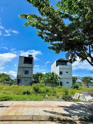 bán nhanh đất hói kiểng 31 - tây bắc sạch giá thấp nhất chủ gốc chỉ 4.850 tỷ. lh ngay cơ hội đầu tư