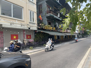 bán nhà mặt phố nguyễn đình thi, mặt hồ tây, dt 42m, mt 5m, lô góc 2 mặt tiền, giá 40 tỷ