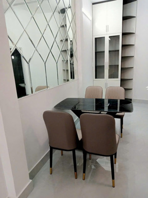 bán gấp nhà hxh - tân chánh hiệp quận 12 gần đh giao thông vận tải