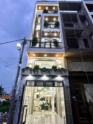 ngộp vốn cần bán nhanh căn nhà thạnh xuân, quận 12 - giá:3,47tỷ/64m2 (4x16m) - tặng full nội thất.