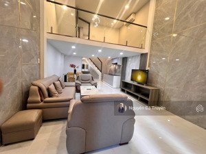 nhà mới 100%, hẻm 6m ở ngay ni sư huỳnh liên, tân bình, 3 tầng đúc, chỉ 5.6 tỷ sách vali ở ngay!