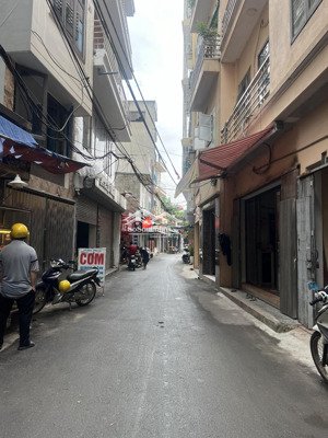 bán đất cầu diễn hồ tùng mậu ô tô con qua cửa 50m mt4.20m phù hợp xây ccmn xây ở đều đẹp giá đầu tư