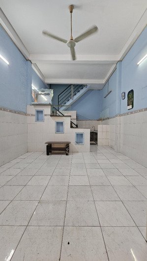 khu nhà lầu cao cấp diện tích vuông vức liên tỉnh 5