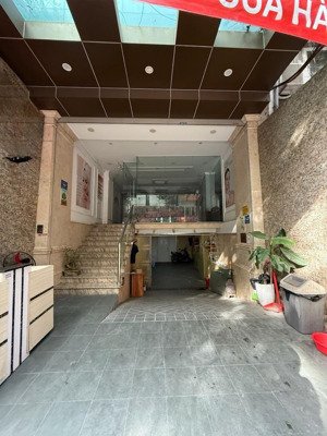 trung hòa cầu giấy - vừa ở vừa cho thuê spa - văn phòng - thiết kế hiện đại - nội thất sang xịn mịn