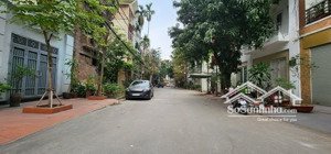 nhà khu phân lô quân đội 918 sân golf long biên - 80m mt 7.5m - đường rộng 12m vỉa hè.