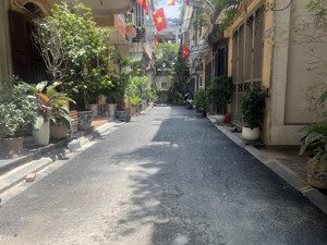 bán nhà gara ô tô thang máy đường ô tô tránh nguyễn sơn gia thụy long biên hơn 16 tỷ!