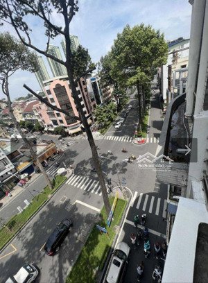 mặt tiền đỉnh hiếm châu văn liêm, p.11, q.5, dt: 3,6 x 16m, 6 tầng, giá 23 tỷ.