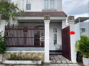 bán nhà 4 tầng 38 lê thước, sát biển phạm văn đồng, khu du lịch đông đúc quanh năm