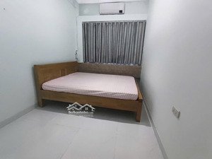 bán nhà cực đẹp phương bắc nha trang , gần biển, đường oto , full nội thất , giá cực tốt .