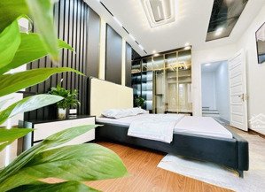 võ chí công - nhà đẹp ở ngay - thiết kế hiện đại - nội thất xịn sò - tt khu vực - bạt ngàn tiện ich