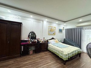 nhà 5 tầng gần cầu vĩnh tuy- long biên. đường thông ô tô, vị trí kinh doanh. giá bán 13,7 tỷ