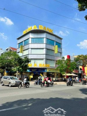 bán gấp tòa nhà mặt tiền góc 2mt lương định của - dt: 12 x 20m - kc: 1h6t - hđt: 250 tr giá: 95tỷ