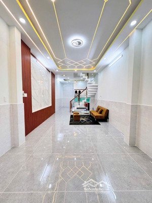 bán nhà lê văn quới 40m2. 2 tầng full nt. 3.65 tỷ