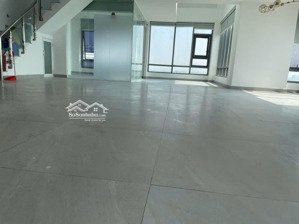 cho thuê chcc bảy hiền tower, 17 triệu, 230m2, 3pn, 3wc, để ở hoặc văn phòng, lh: hoàng