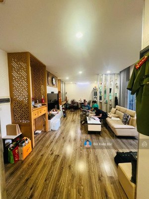 chính chủ bán chcc eco life - giá 8,9 tỷ - dt 110m2 - nội thất đầy đủ - sẵn sổ đỏ giao dịch ngay