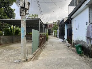 cần tiền bán gấp lô đất 155m2, ngang 10m gần cầu vượt hòa cầm, cách đh ngoại ngữ đà nẵng 5km