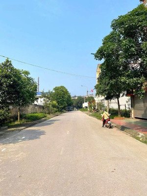 bán lô góc trục chính tân xã mặt đường kim bông - mặt tiền 9m