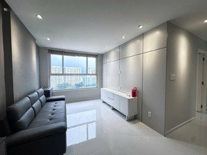 vào ở ngay nội thất mới orchard garden 2pn 2wc gần sân bay thoáng mát