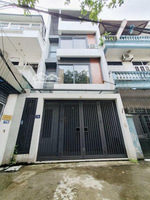 cần bán nhà dân xây phố ngọc lâm, ôtô vào tận nhà, dt 54m2 x 4 tầng, mặt tiền 5m. giá chỉ 11,9 tỷ
