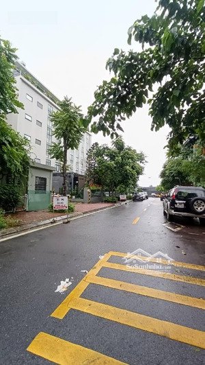 hàng hiếm, cực hot. đất đẹp phố trạm - 7 chỗ vi vu trong nhà- 49,5m2 nhỉnh 9 tỷ