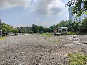 cho thuê 14000 m2 đất nông nghiệp có sẵn vp+ bàn cân hàng rào kiên cố đường số 9 phường linh xuân