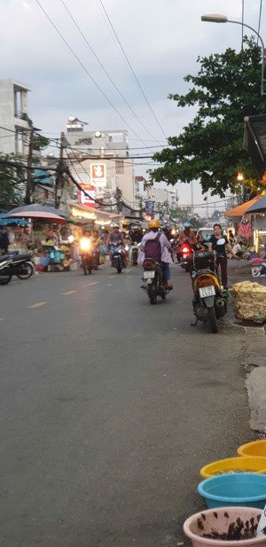 dt cực hiếm 130m2, bùi minh trực q8, nhỉnh 9 tỷ, hẻm 4m thông