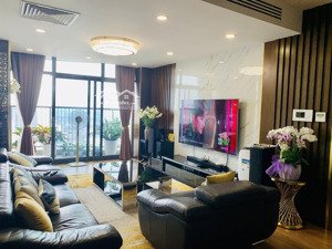 bán gấp căn hộ 3pn, 2wc dt:148m2 tầng cao view thoáng tại discovery complex, cầu giấy, hà nội,