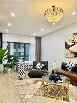 bán căn hộ 2pn+1 tại mulberry lane - tòa đẹp - có slot oto, giá 8.3 tỷ bao phí
