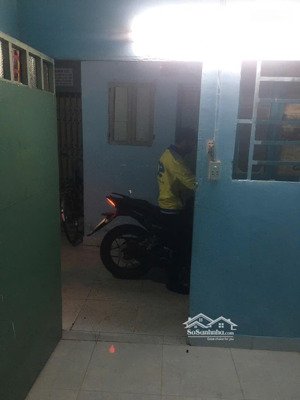 chính chủ cho thuê phòng trọ số 209/99 đường tôn thất thuyết, phường 3, quận 4, lh: 