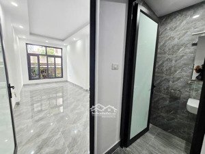 nhà đẹp thụy khuê gần hồ tây, 6 tầng kiên cố chỉ 7.6 tỷ