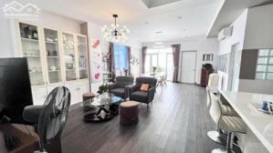 Bán căn hộ chung cư Phú Mỹ Thuận, 187m2, đầy đủ nội thất hiện đại, view sông, giá 4 tỷ