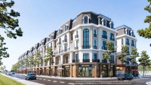 bán căn 82,5 m2 hàng hiếm view vườn hoa 3000m2 và bãi đỗ xe trung tâm 5000m2. hoàng huy green river