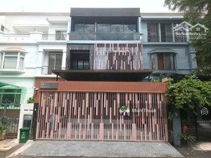 đáng mua nhất lúc này - biệt thự view công viên - 7x18m - 4 tầng - bảo vệ 24/7 - giá rẻ chỉ 26,5 tỷ