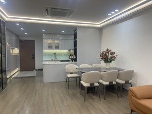 ''0975750880'' tôi cần bán căn hộ toà flc 265 cầu giấy 3 ngủ sổ hồng lâu năm ah