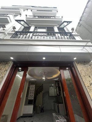 nhà yên nghĩa - hà đông xây mới , giá chỉ 5,85 tỷ ngay kđt đô nghĩa đh pheninka bệnh viện nhi phổi