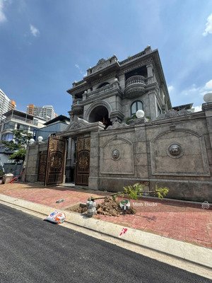 rẻ hơn thị trường 40 tỷ ! biệt thự góc 2 mt view sông,trần não - 320m2 - 4 tầng - giá rẻ chỉ 47 tỷ