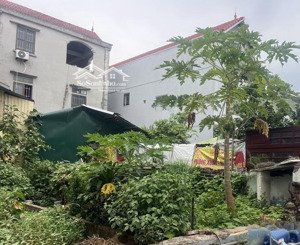 chỉ 3,3 tỷ có ngay 42m2 đất tại đa tốn, oto 4 chỗ đỗ cửa tại đa tốn