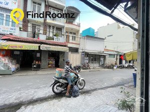 cho thuê mặt bằng kinh doanh online mặt tiền đường oto (có chỗ ở lại)